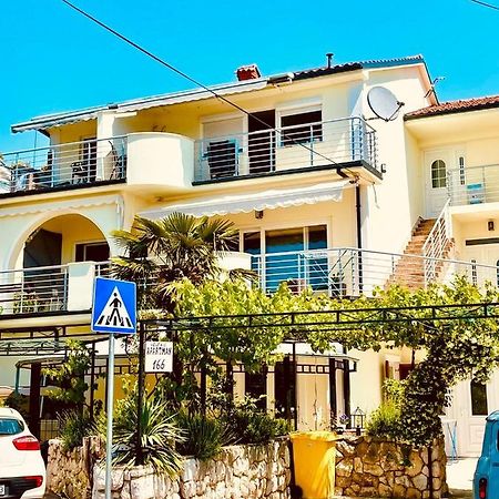 Velebit Apartments Dramalj Buitenkant foto