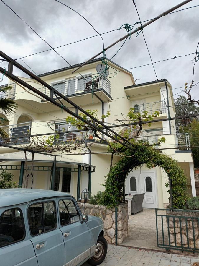 Velebit Apartments Dramalj Buitenkant foto