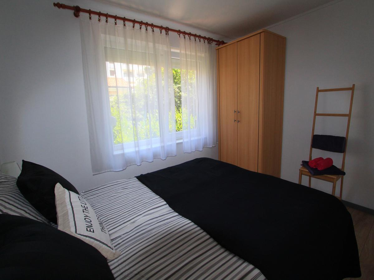 Velebit Apartments Dramalj Buitenkant foto